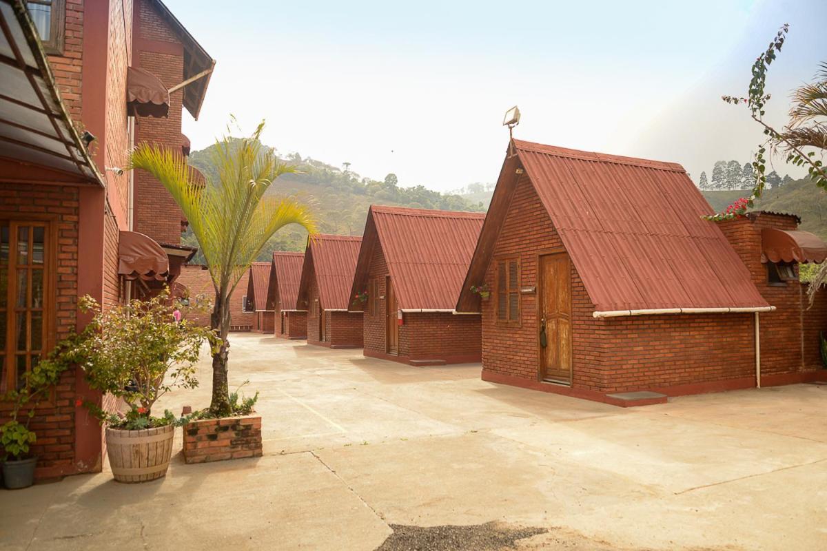 Hotel Chale De Minas Barbacena Buitenkant foto